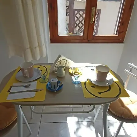 فندق مبيت وإفطار Le Peonie ألغيرو