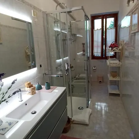 فندق مبيت وإفطار Le Peonie 4*